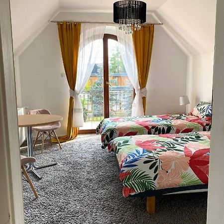 Domowe Pokoje Wilanow Varşovia Exterior foto